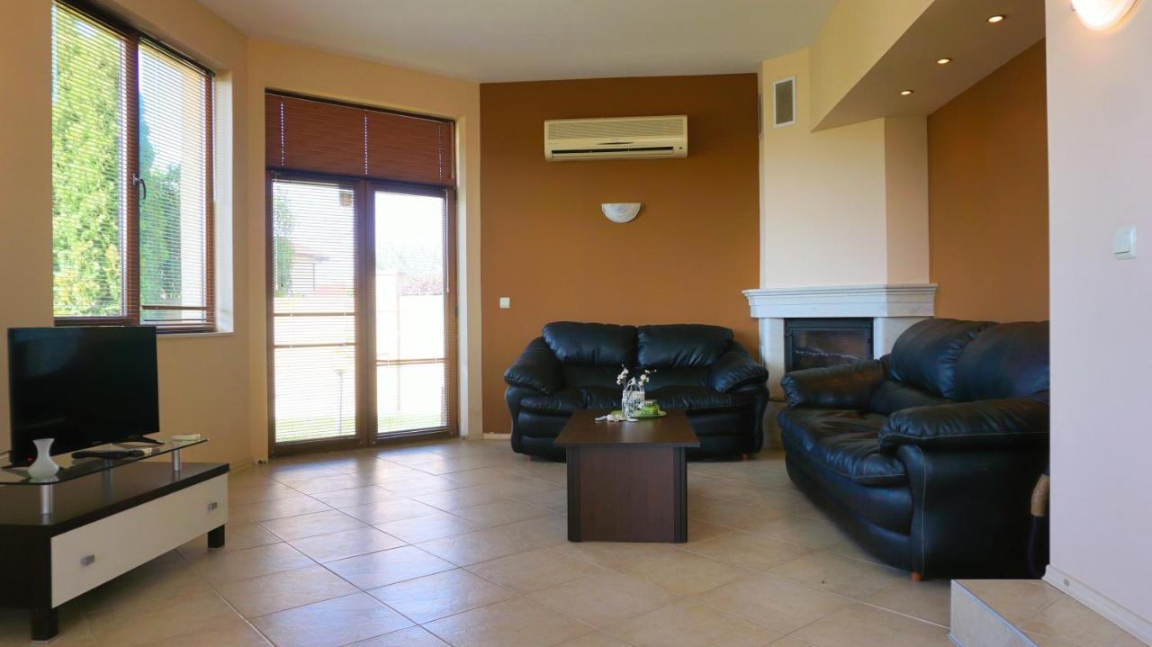 Вила Ваня - Villa Vania Bulgarevo Ngoại thất bức ảnh